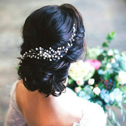 Simple & Elegant Pearl Bridal Hair Comb